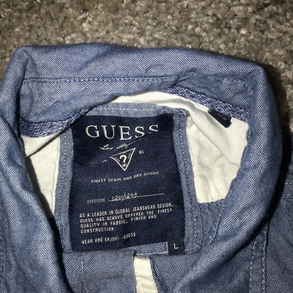 Guess Button Up Shirt - Picture 2 of 4